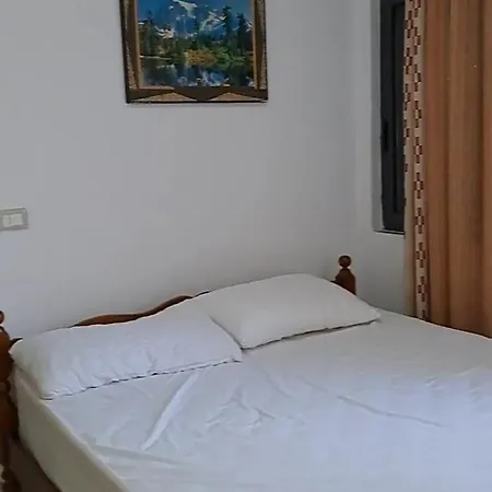 Vila Xhelili Durrës